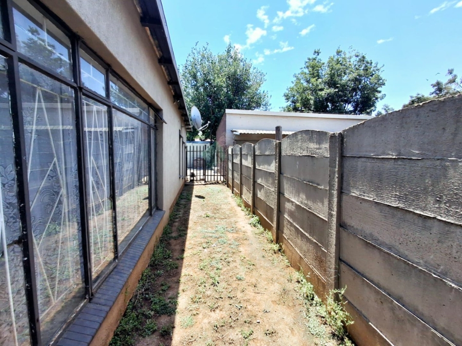 4 Bedroom Property for Sale in Sasolburg Ext 12 Free State